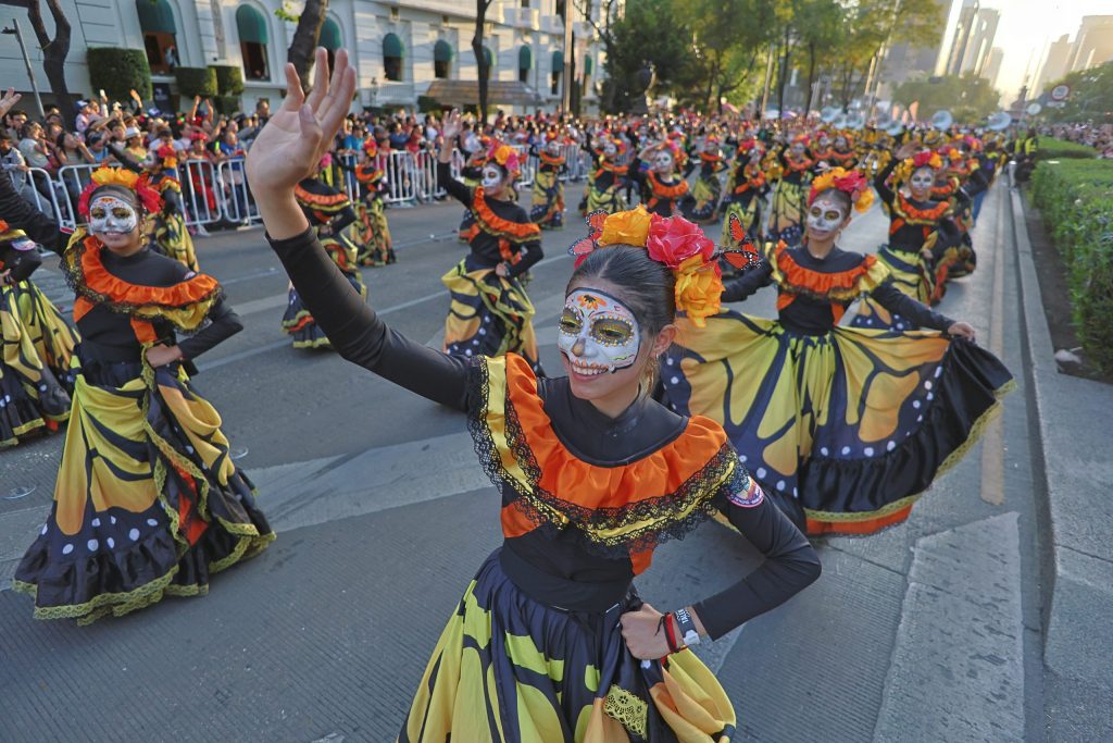 Día de los Muertos: Celebrating Life, Honoring the Dead